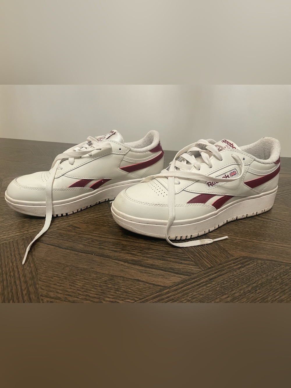Reebok Women’s White Sneakers with Burgundy Stripe - 9
